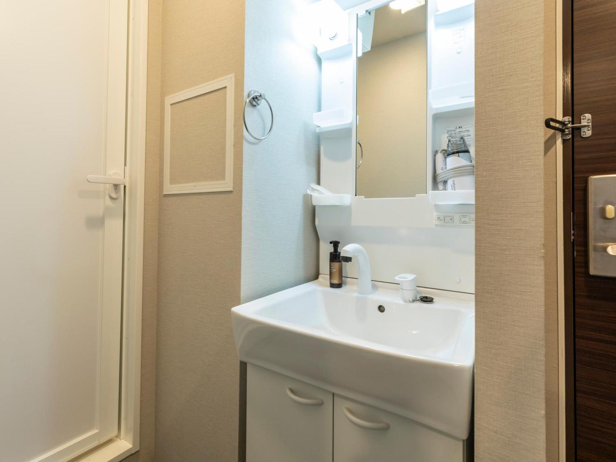 Tabist Unihotel Midosuji Hommachi Osaka Luaran gambar